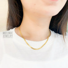 Load image into Gallery viewer, Lace Snake 18K Gold Necklace