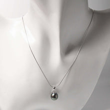 Load image into Gallery viewer, 美億年珠寶 Melinie Jewelry Co 珍珠耳環 耳釘 natural pearl earrings pendant necklace 吊墜 項鍊 頸鏈
