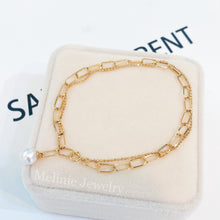 Load image into Gallery viewer, Twin Block Chain 18K Bracelet Akoya Pearls