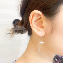 Load image into Gallery viewer, Tri-Baby Akoya 18K Long Ear Line