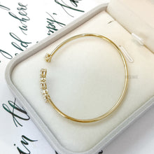 Load image into Gallery viewer, Victoria Soft 18K Gold Lab Grown Diamond Bangle AS0675