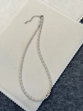 Load image into Gallery viewer, Snow Freshwater Pearl Necklace