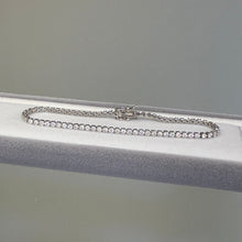 Load image into Gallery viewer, Three-Prong Setting Lab Grown Diamond Tennis Bracelet 18K Gold AS0671