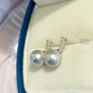 Classic Diamond Setting Blue Rose Akoya 18K Gold Earrings AS0448