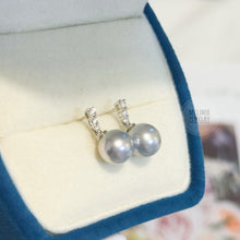 Load image into Gallery viewer, Classic Diamond Setting Blue Rose Akoya 18K Gold Earrings AS0448