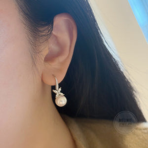 Ribbon Queen Akoya Pearl Diamond Earrings AS0526