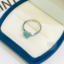 Load image into Gallery viewer, Lakeheart Natural Apatite with Lab Grown Diamond 18K Gold Ring AS0651