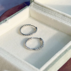 Two-Sided Eternity Diamond Hoops GE0123