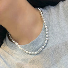 Load image into Gallery viewer, Trilogy of Blue 三境藍 Akoya Baroque Necklace PN0135