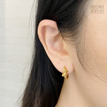 Load image into Gallery viewer, SHINE Knot Earrings in 18K Yellow Gold