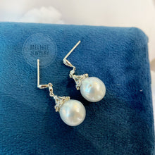 Load image into Gallery viewer, Diamond Crown South Sea Pearls 18K Earrings