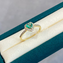 Load image into Gallery viewer, Heart of Love Emerald Ring