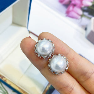 Sunflower Diamond 18K Pearl Earrings