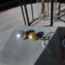 Load image into Gallery viewer, melinie jewelry south sea pearls 18k gold pendant 美億年珠寶 南洋金珠 澳洲白珠 18K金吊墜 頸鏈項鍊
