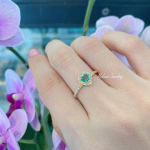 Heart of Love Emerald Ring