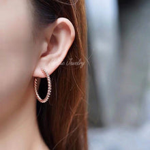 Load image into Gallery viewer, SHINE Twist 18K Gold Hoop Earrings