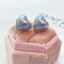 Load image into Gallery viewer, Heart Japanese Mabe Pearl 18K Gold Earrings